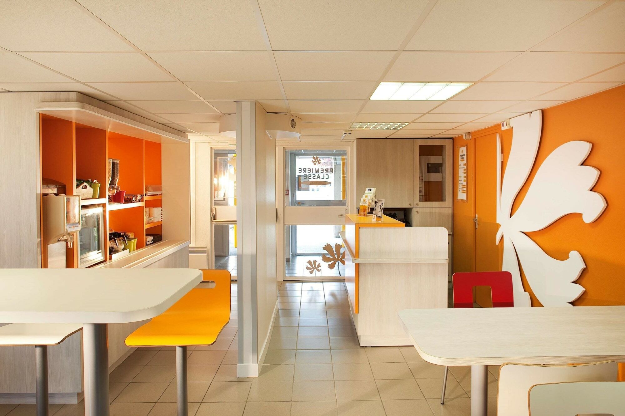 Premiere Classe Valenciennes Ouest Petite Foret Dış mekan fotoğraf